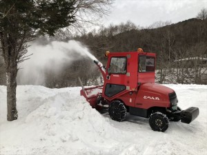 緑の村別荘地　除雪作業④